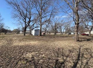 907 N Gordy St, El Dorado, KS 67042
