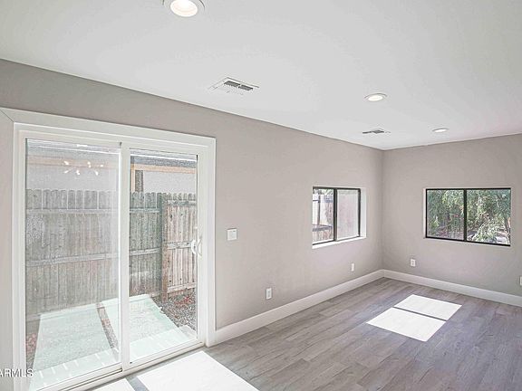 4th image of 3752 E SUNNYSIDE Drive