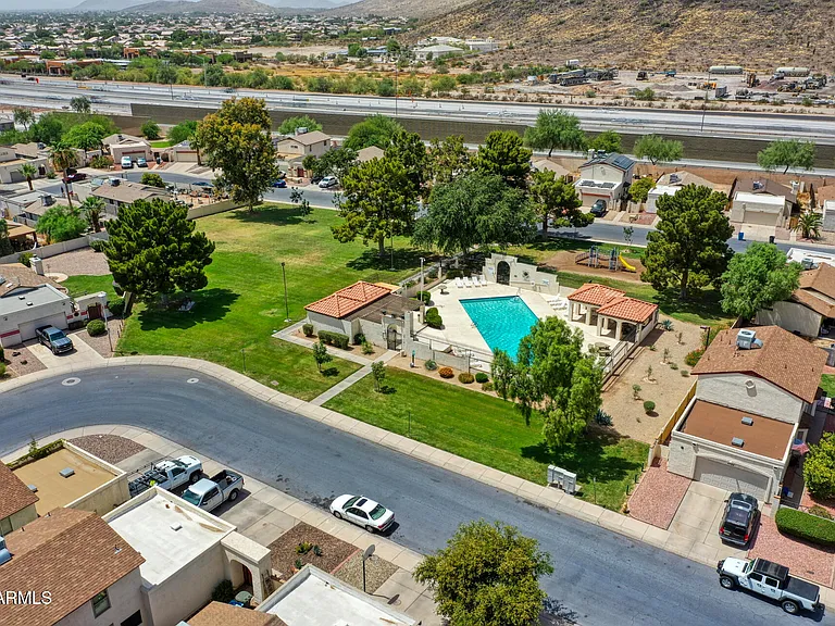 4760 W Wahalla Ln — Photo 50