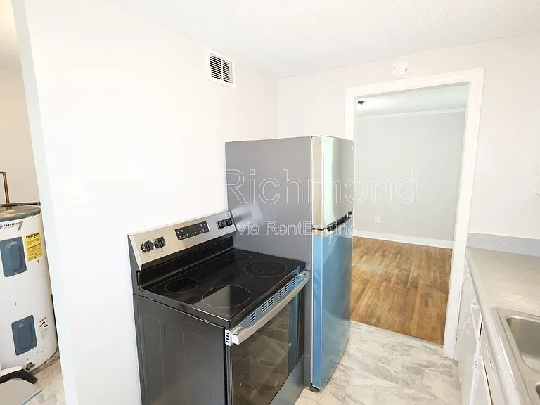 2405 Bransford Dr — Photo 11