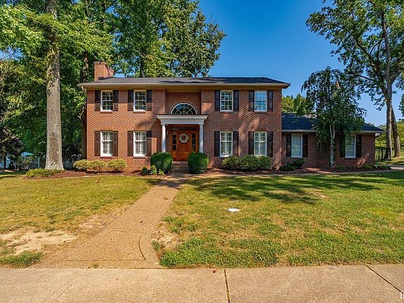 2nd image of 7122 Wedgewood Dr
