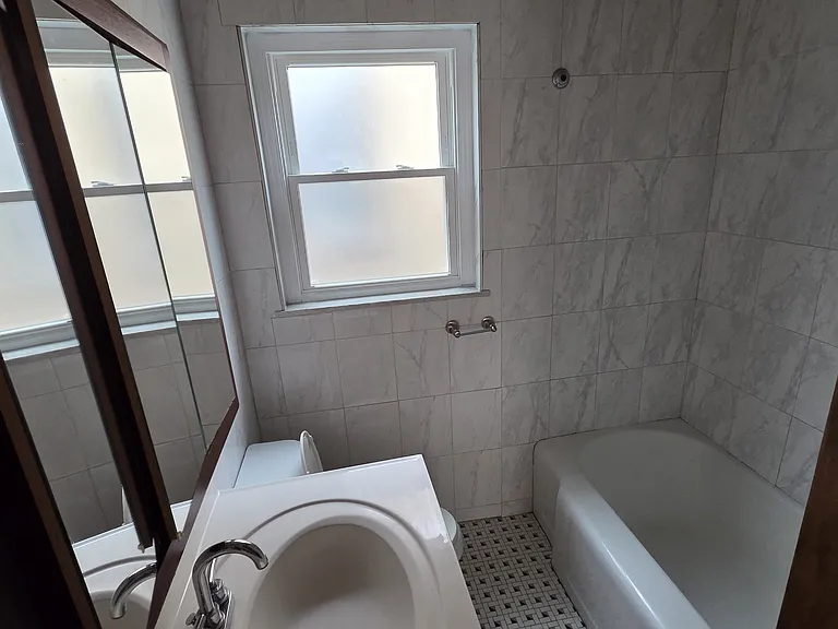 5113 N Mango Ave #2 — Photo 7