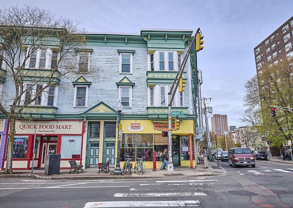 1st image of 1247 Cambridge St #3