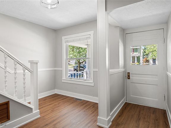 2nd image of 1347 Andrews Ave