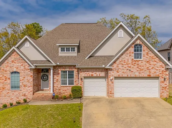 2611 Valley Park Dr, Little Rock, AR 72212