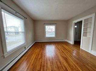 164 Courtland St NE, Rockford, MI