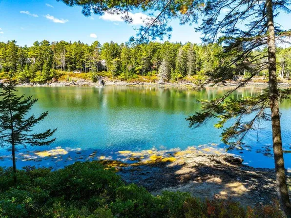 68 Tuttle Drive, Harpswell, ME 04079