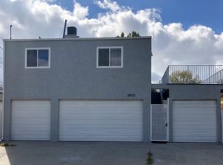 18010 W Oxnard St, Encino, CA 91316