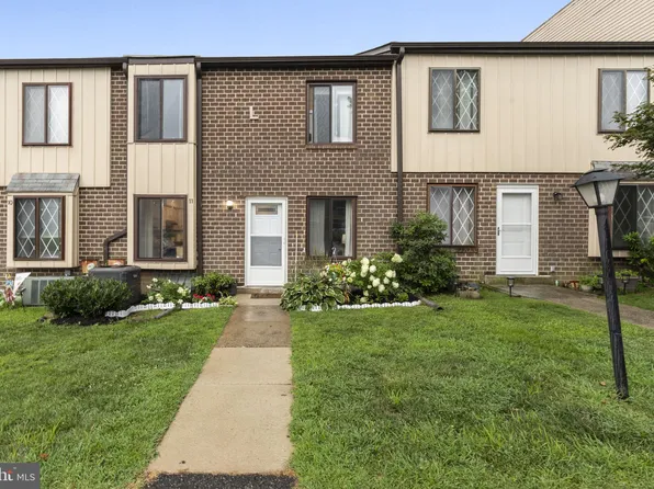 5200 Hilltop Dr APT L-11, Brookhaven, PA 19015