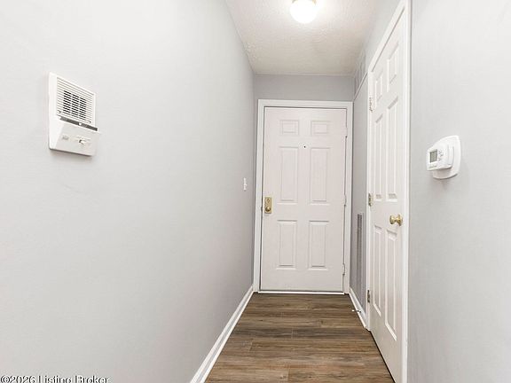 4th image of 410 Ethridge Ave Unit 207