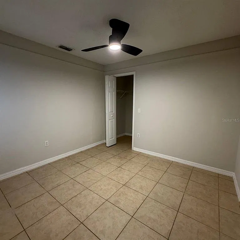 3 bed, 2.0 bath, 1393 sqft, $1,950 — Photo 3