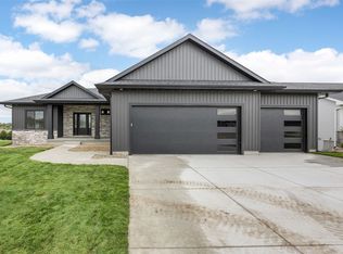 4018 Peridot Dr, Marion, IA