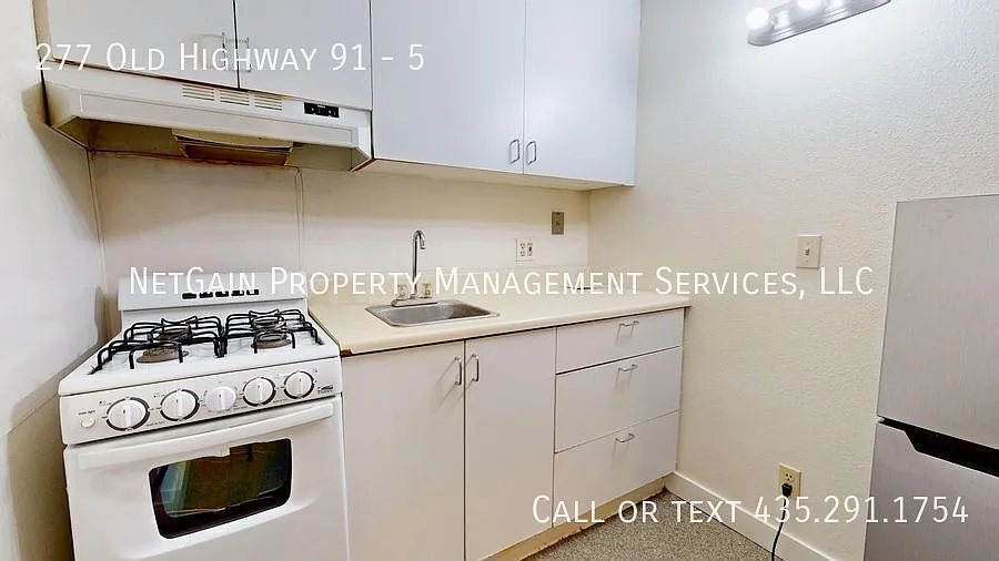 Recently Updated Parowan Studio Apartment — Photo 4