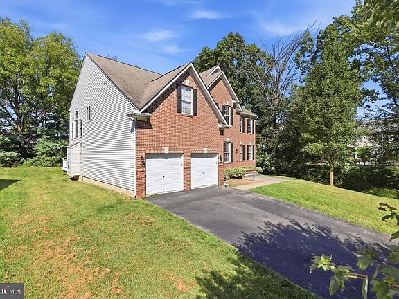 4th image of 3110 Krista Ct
