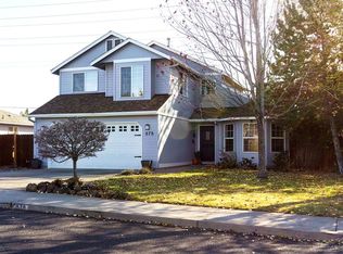 878 NE Locksley Dr, Bend, OR 97701