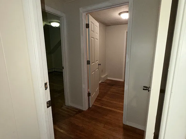 1911 Smith St #2 — Photo 13