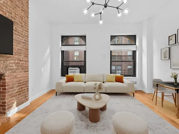 36 W 35th St APT 6A, New York, NY 10001