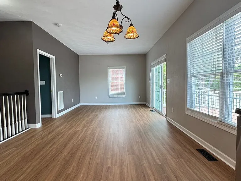1340 Morningside St SE — Photo 7