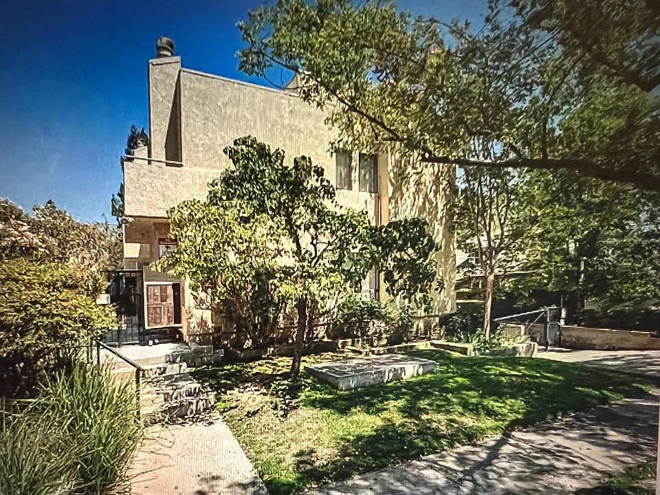 1st image of 222 S Catalina Ave Unit 6