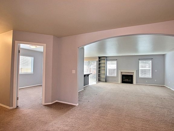 3rd image of 18419 39th Ave E