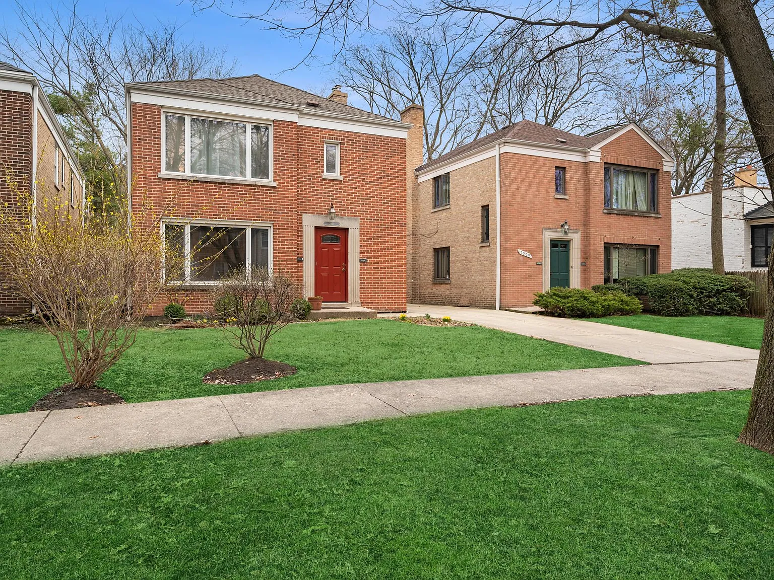 2 bed, 1000 sqft, $2,100 — Photo 2