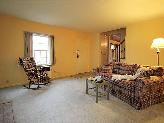 3rd image of 807 Harrison Ave