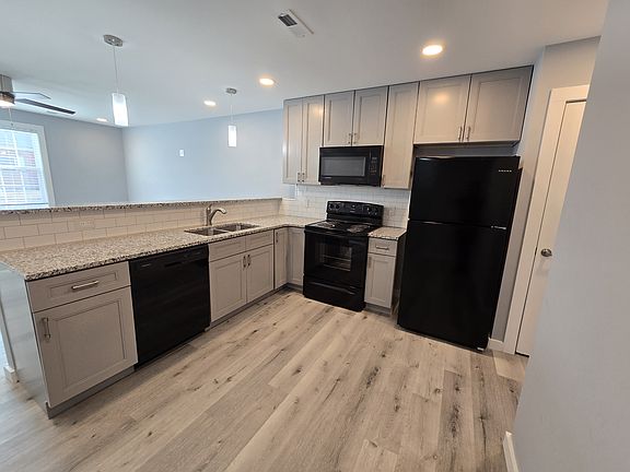 5th image of 307 E Wayne Ave #B