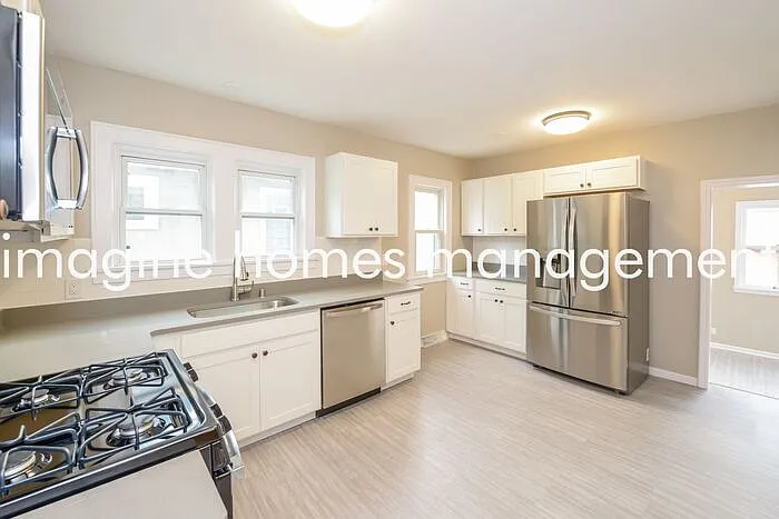 5316 Chicago Ave — Photo 8