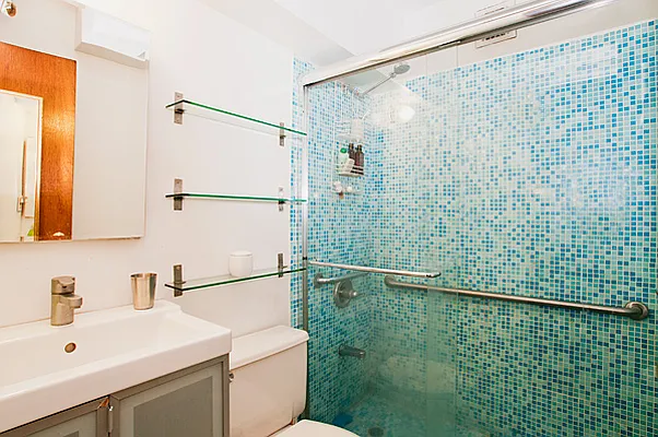 Rented by Maison International | media 26