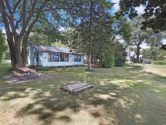 5th image of 186 Bayview Dr