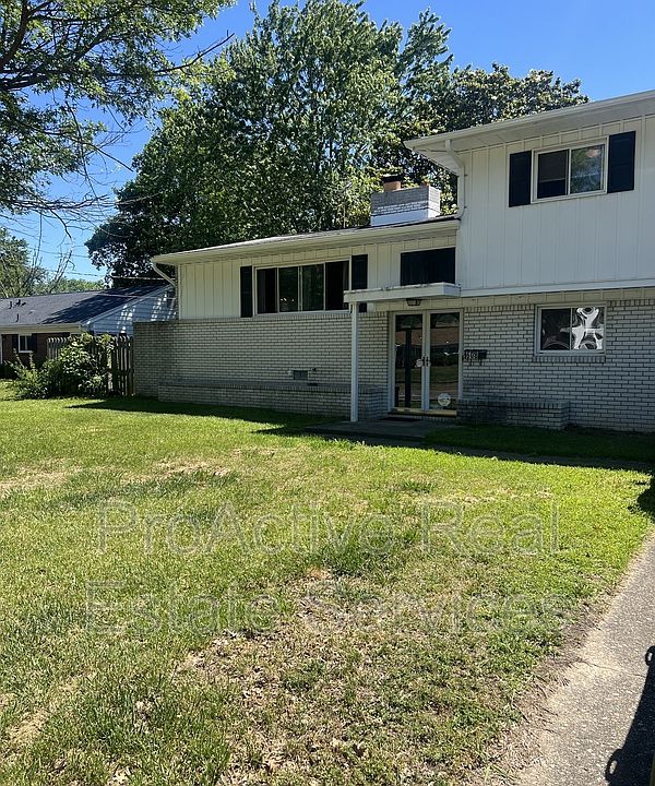 1st image of 608 Charlton Dr