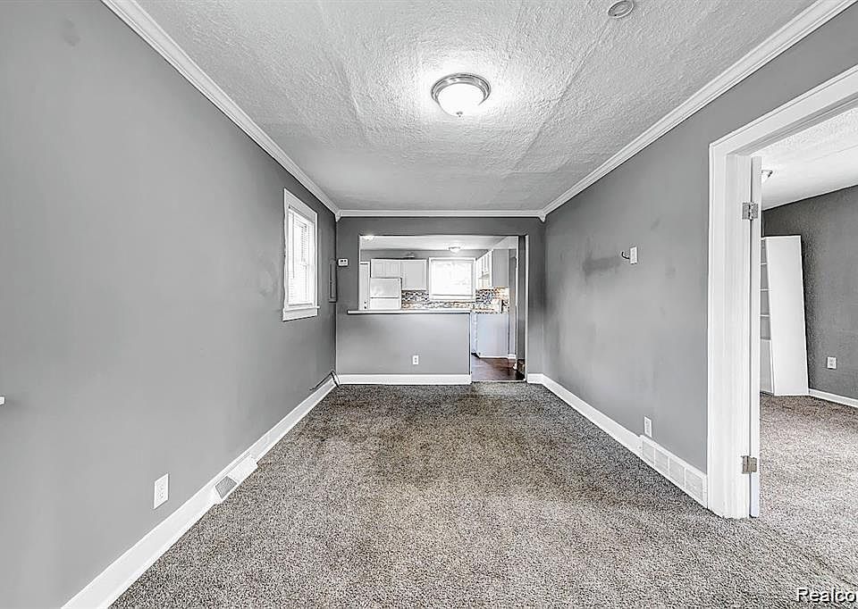 8676 Robindale Ave, photo 13