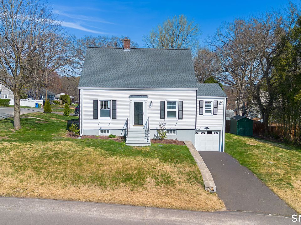 1st image of 27 Glendale Drive