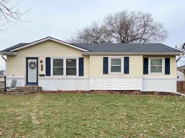 1215 E 13th St S, Newton, IA 50208