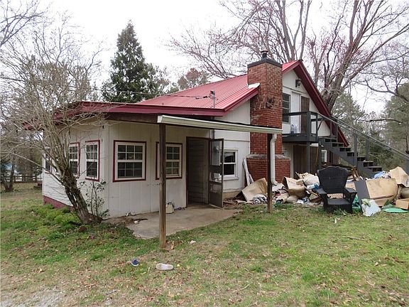 4th image of 77 Morris Dr