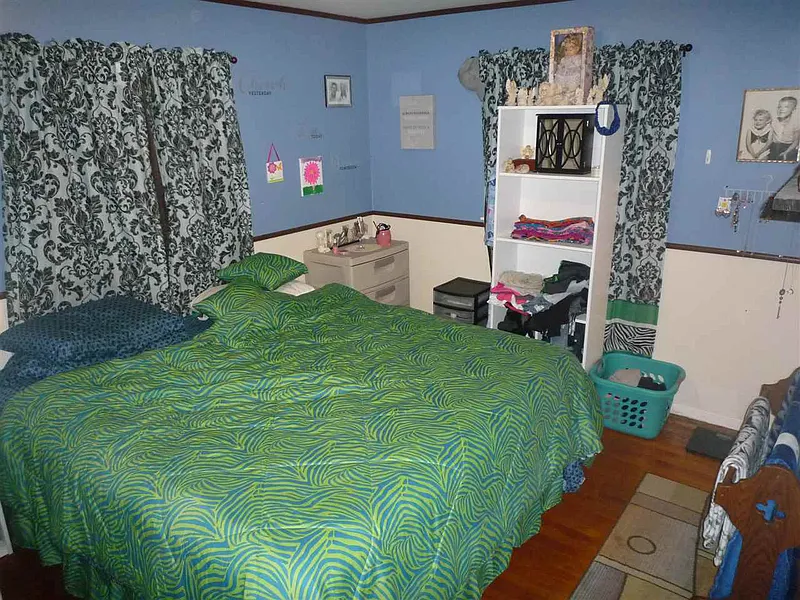 Thumbnail 8
