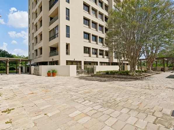 4001 N NEW BRAUNFELS AVE #404, San Antonio, TX 78209