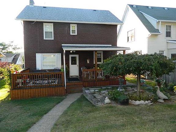3rd image of 362 Pershing Dr