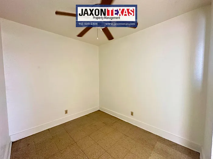 516 S Kansas St #205 — Photo 11