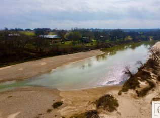 431 Rio Rd, Millsap, TX 76066