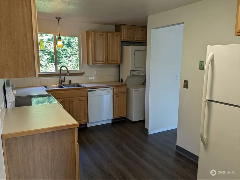 4908 110th Avenue Ct E — Photo 5