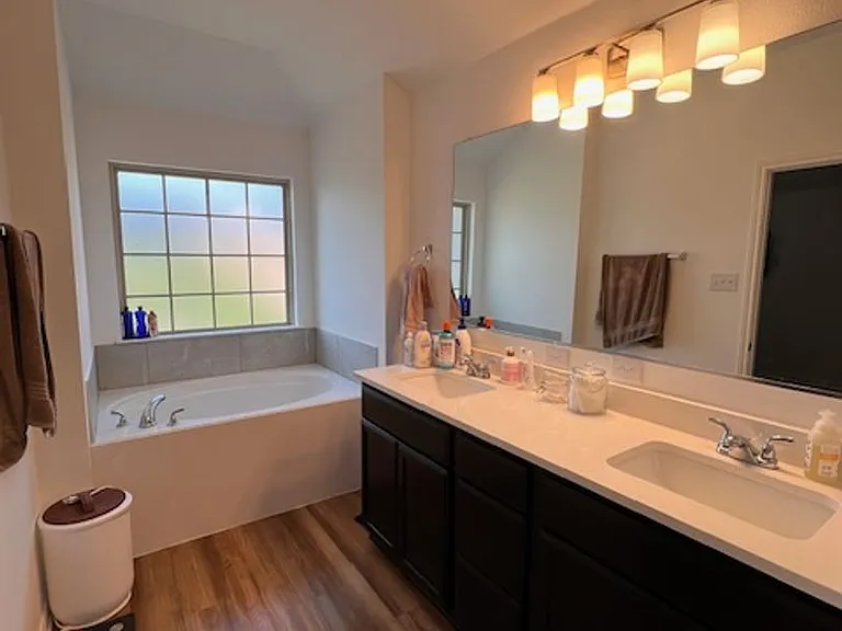 3406 Addison St — Photo 10
