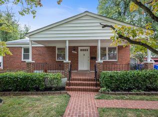 4712 Olden Rd, Rockville, MD 20852