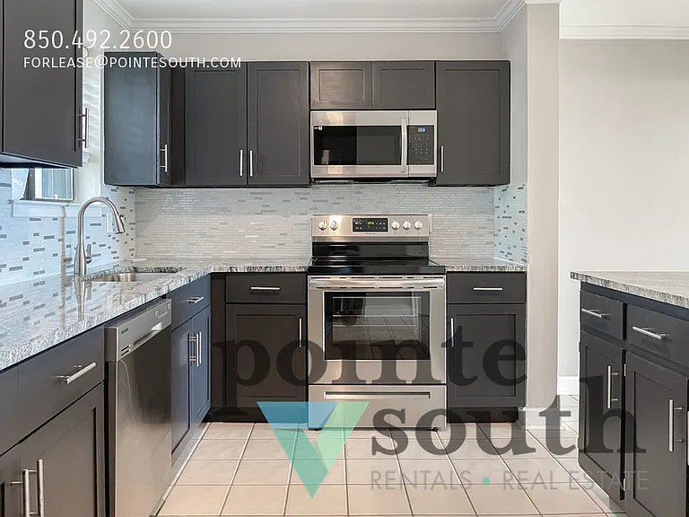 15021 Innerarity Point Rd — Photo 12