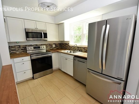 2nd image of 757 Warren Dr