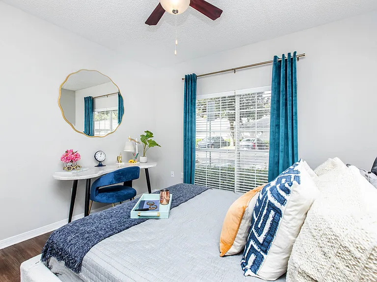Registry at Windsor Parke — Photo 45