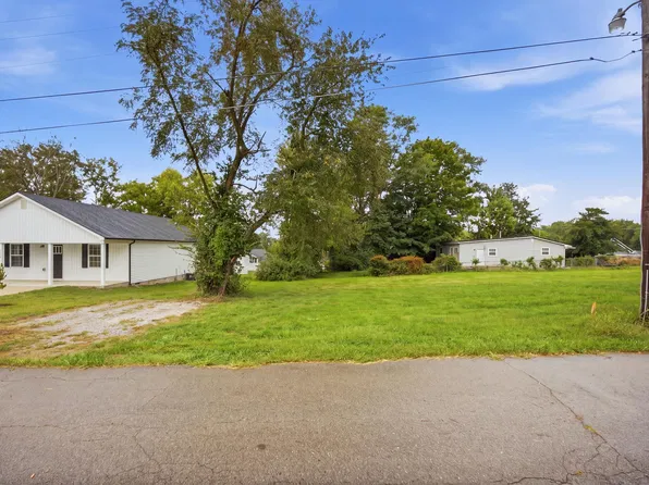 1228 Squires Aly, Richmond, KY 40475