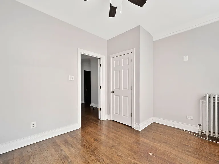 7828 S. Drexel Ave — Photo 9