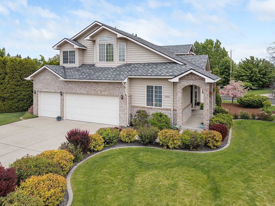 1st image of 9019 N Rossmoor Ct