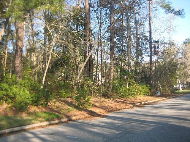 1st image of 137 Nottingham Dr